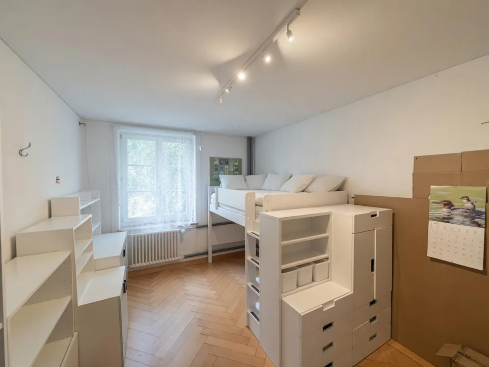 Charmante 4-Zimmer-Wohnung im gepflegten Altbau