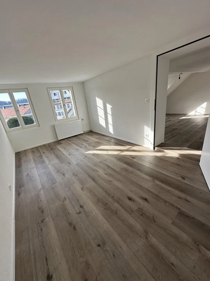 Stilvolle 2.5-Zimmerwohnung nach Totalsanierung