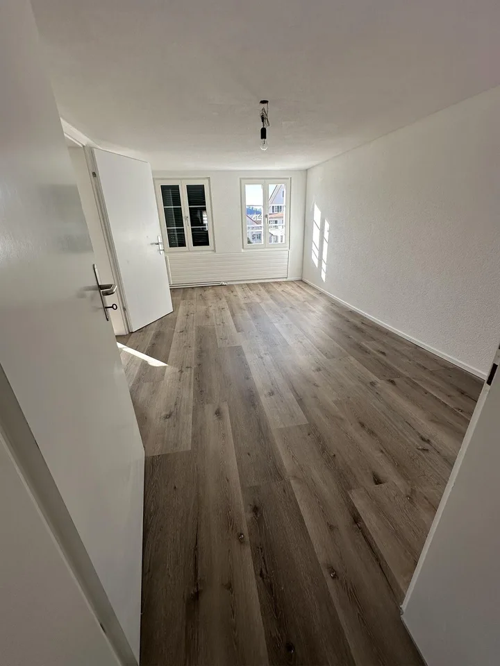 Stilvolle 2.5-Zimmerwohnung nach Totalsanierung