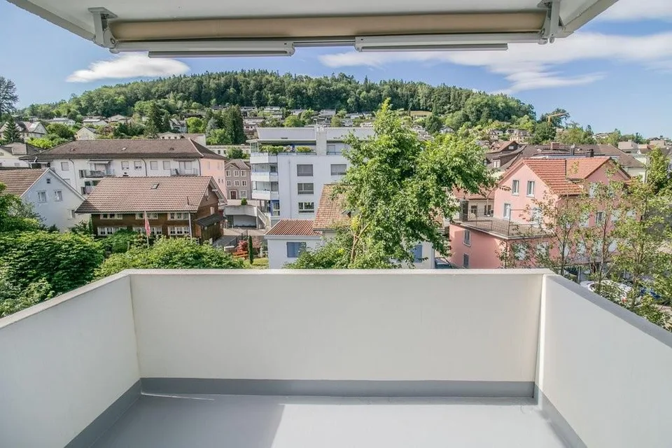 Appartement moderne de 1,5 pièces au centre d'Oberuzwil