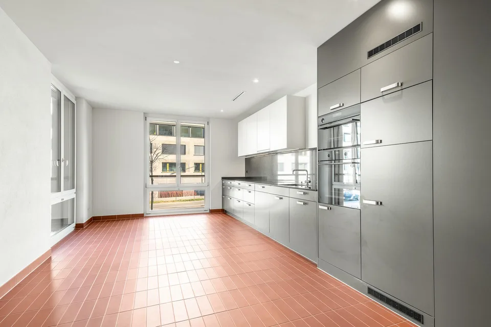 Top moderne Wohnung an der Sihl