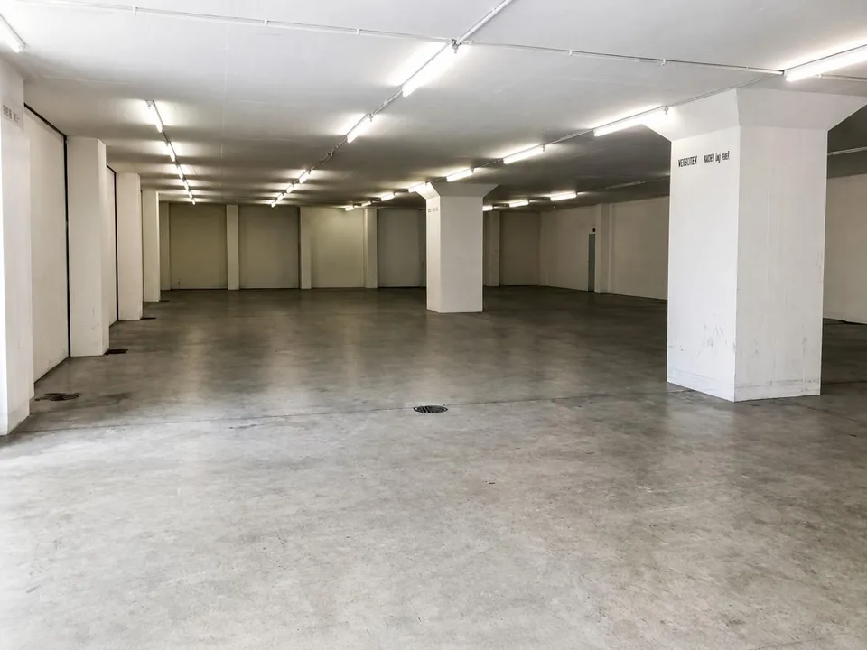 Gewerbe-/Lagerfläche im Erdgeschoss