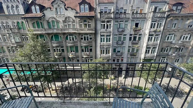 2½ ZI-WOHNUNG IN ZÜRICH - KREIS 3, MÖBLIERT, TEMPORÄR