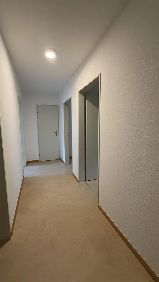 Befristet bis 30.11.2027 / 4.5 Zimmerwohnung in Brüttisellen
