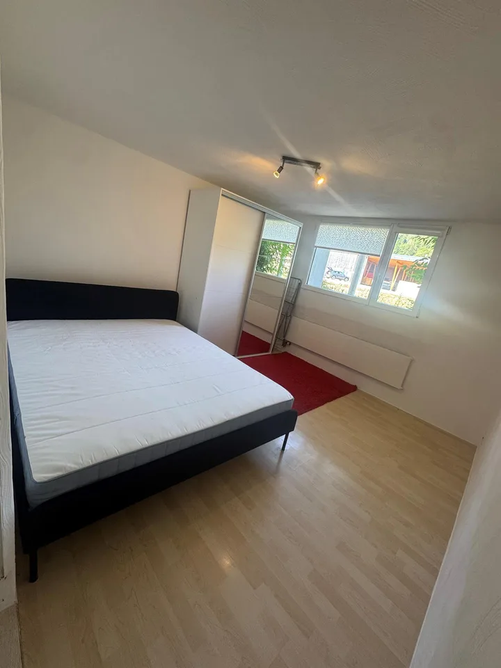 Möblierte 1.5-Zimmer-Wohnung am Rande von Rhäzüns