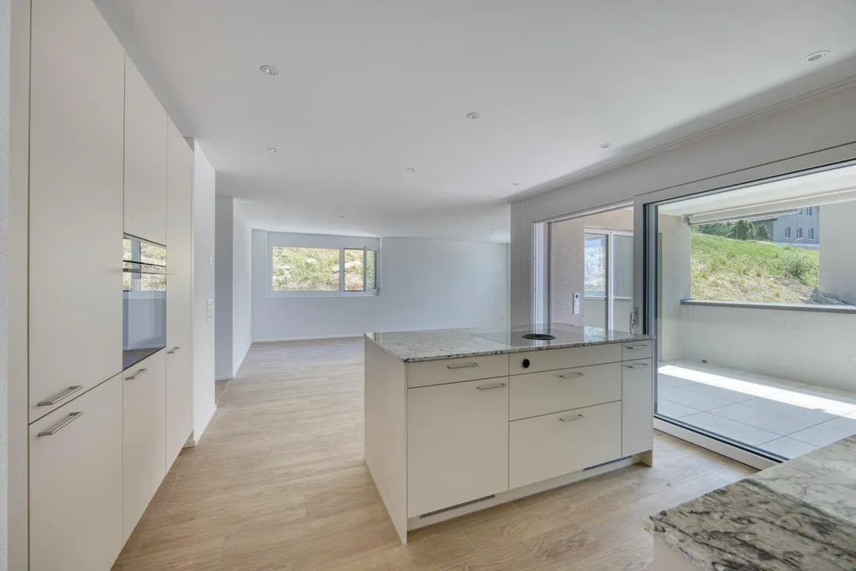 NEUBAU - 4.5 Zimmer-Wohnung mit traumhafter Aussicht