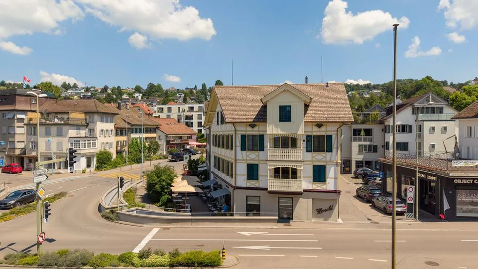 Stilvoll Wohnen im Herzen von Erlenbach ZH