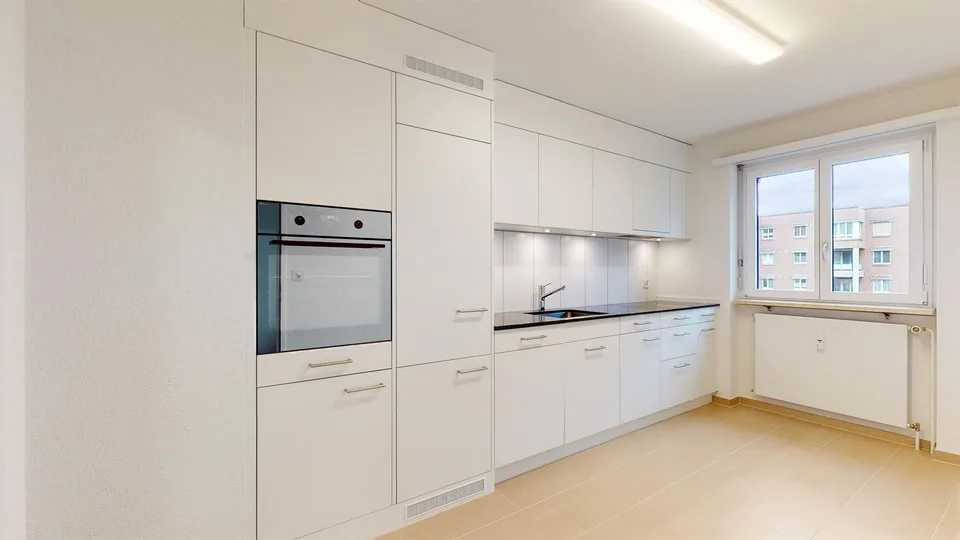 Move in & feel good, high-quality equipment & great location!