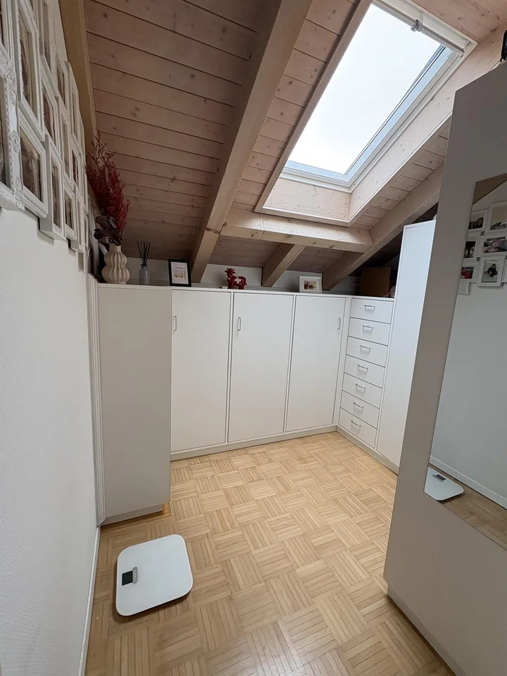 gemütliche 3.5 Zimmer im Dachgeschoss