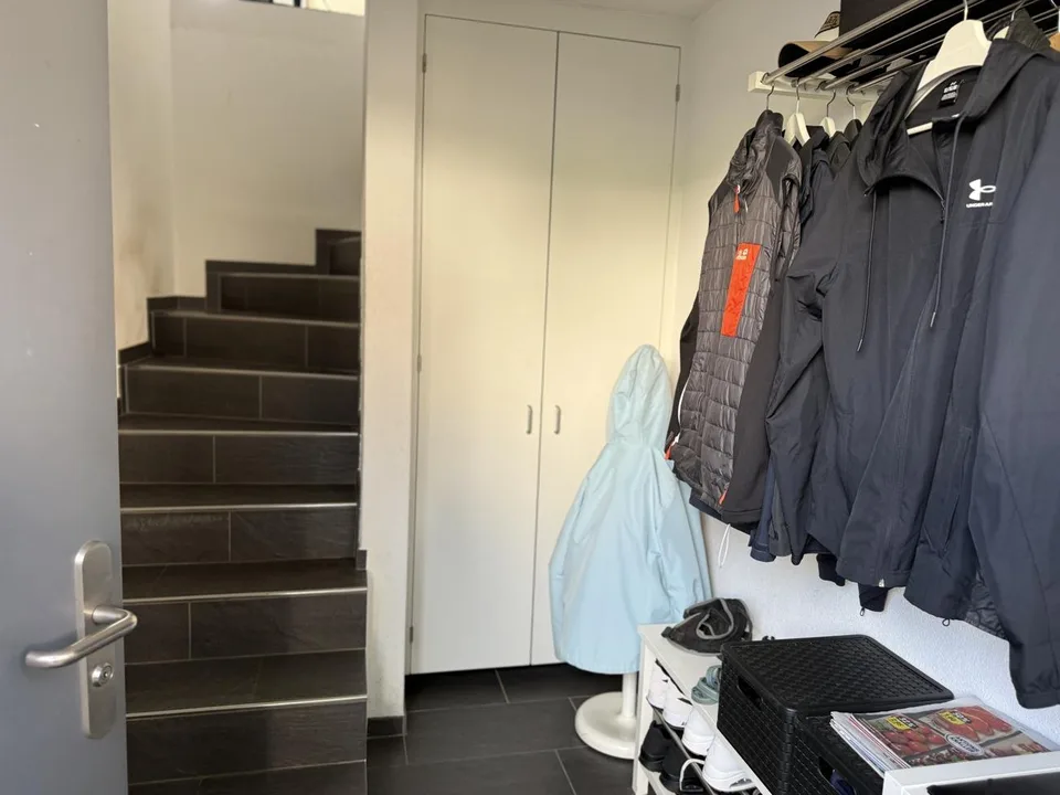 Charmanter 5.5-Zimmer-Hausteil in Stetten SH zu vermieten.
