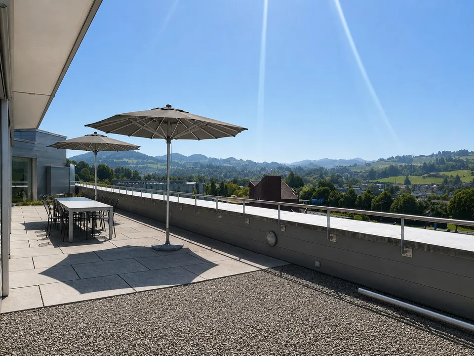 Exklusives Attikabüro mit Aussicht und Persönlichkeit – Foto 8 von 10
