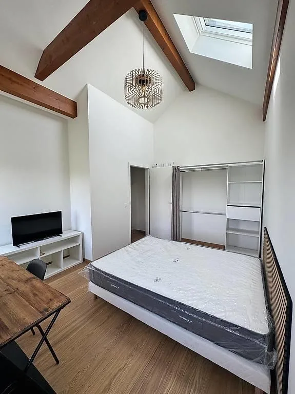 Vésenaz | Charmant Duplex Meublé - Calme & Proche de Genève