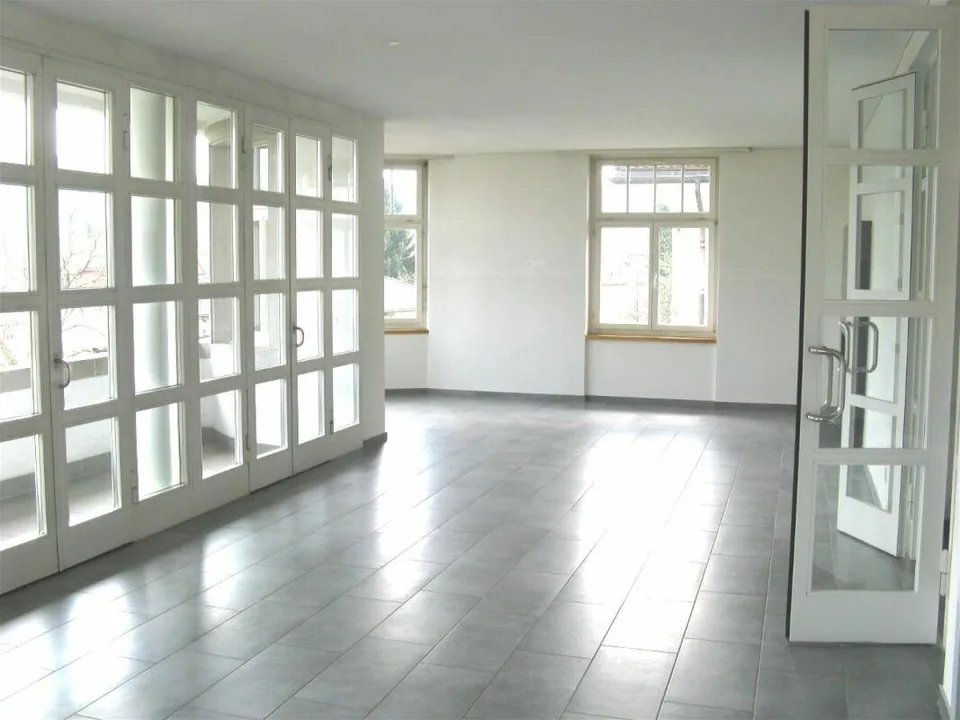 Exklusive 4.5 Zimmer-Wohnung in Jugendstilhaus am Rosenberg