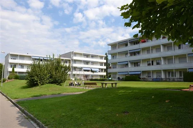 Motorradstellplatz zu vermieten