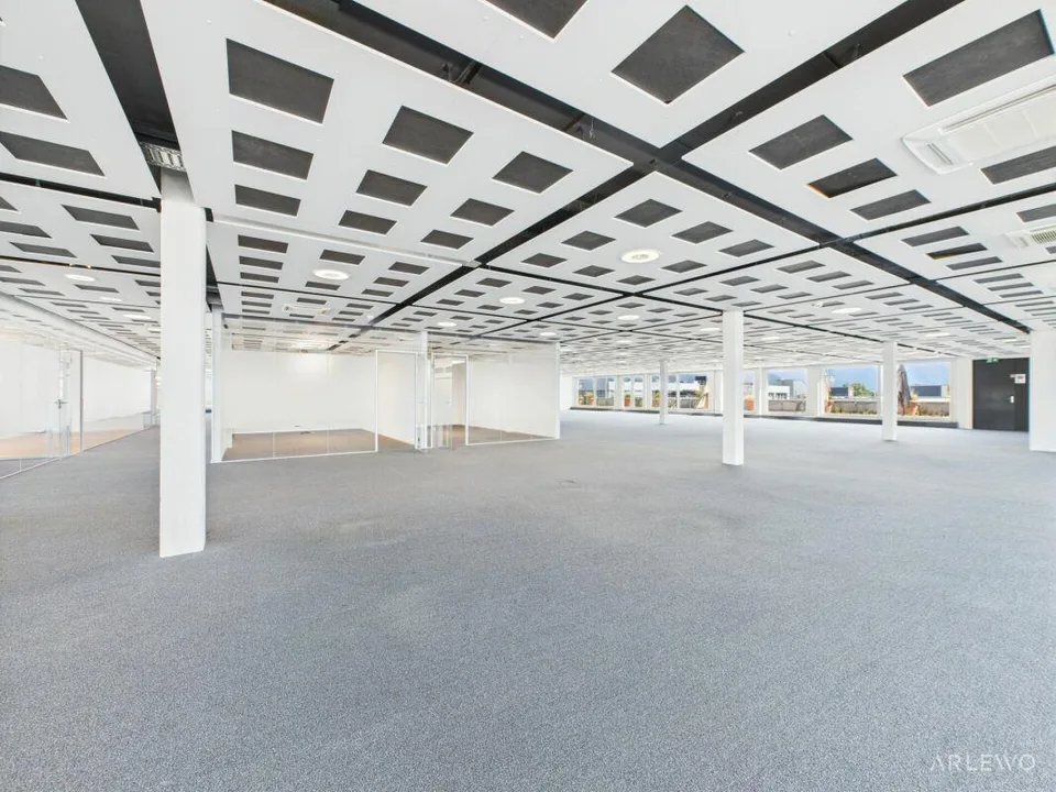 Grosszügige Büroflächen mit exklusiver Dachterrasse
