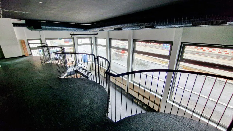2 Surfaces de 200 et 267m² dans le centre de Lausanne ! – Foto 6 von 7