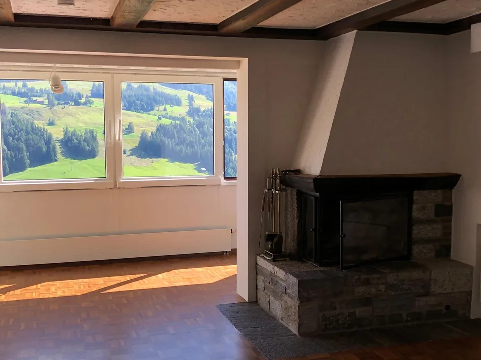 Wohnung mit Traumhafter Aussicht und ruhiger Lage