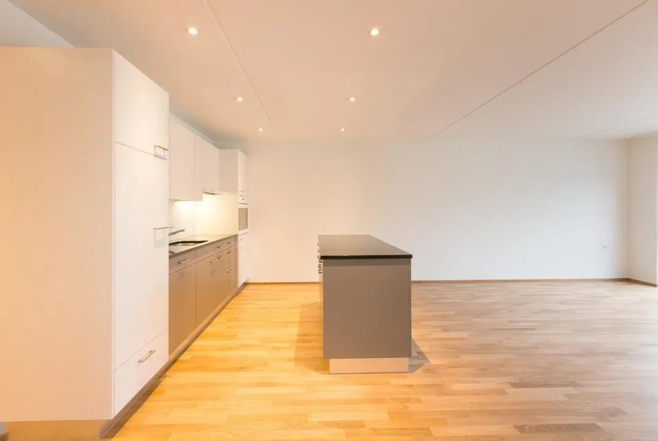 Grosszügige Wohnung zu mieten!