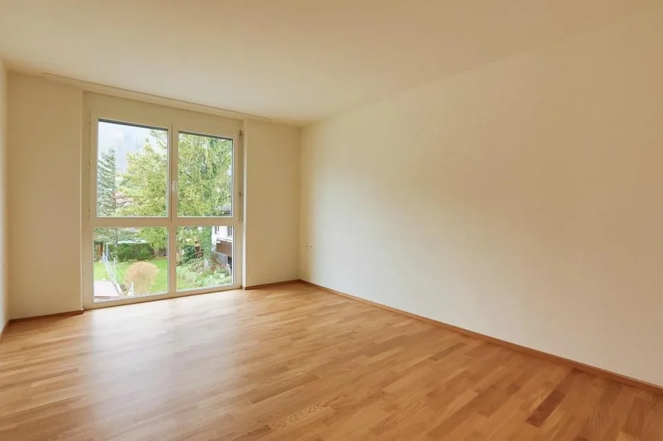 Grosszügige Wohnung zu mieten!