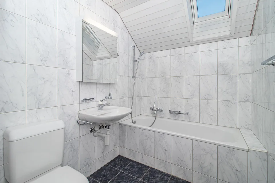 Gemütliche 3-Zimmer-Dachwohnung im Grünen