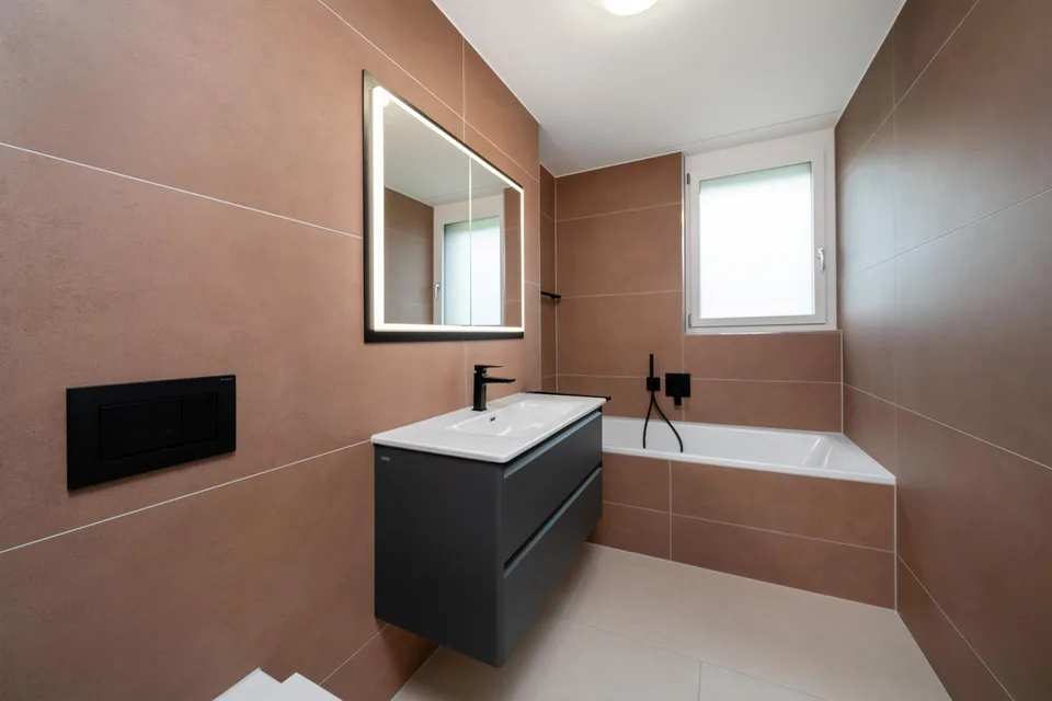 5.5-Zimmer-Attikawohnung A10 - Modern wohnen an der Langete
