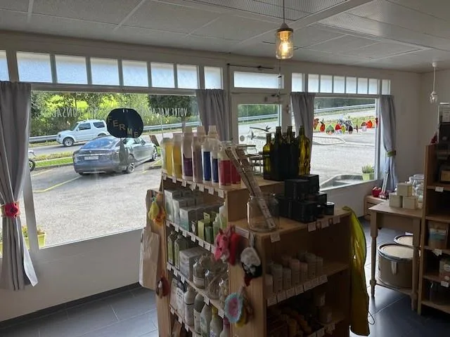 Surface d'env. 90 m2 au rez-de-chaussée
