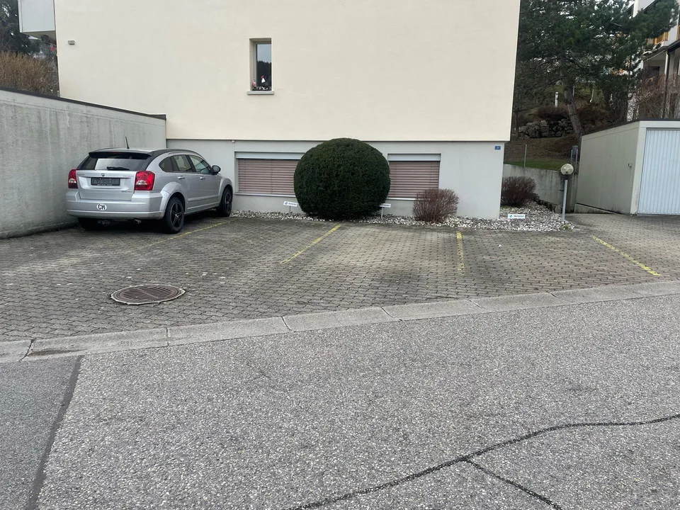 Benötigen Sie einen Parkplatz für Ihr Fahrzeug?