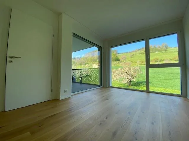Moderne und gemütliche 3½-Zimmer-Wohnung im Grünen