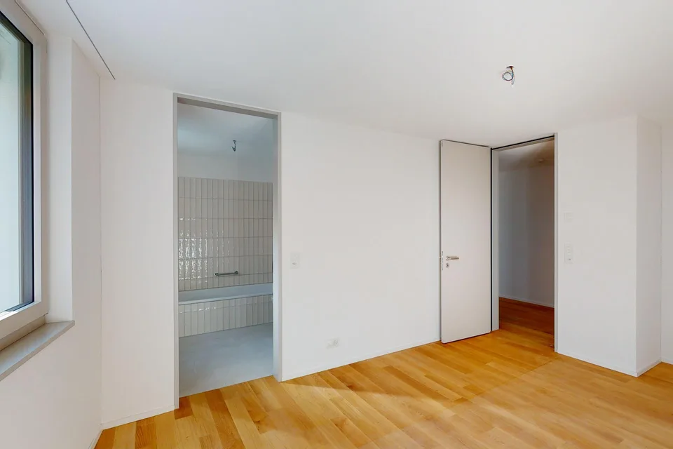 Grosse, helle und sehr moderne Wohnung mit Top Aussicht über Reiden