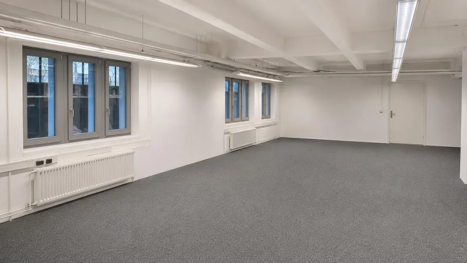 Einzigartige Gewerbehalle mit historischem Charme inkl. Bürofläche