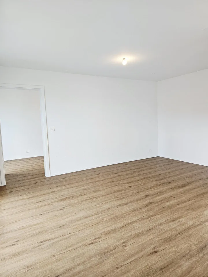 Erstbezug mit perfekter Lage - 3.5 Zi.-Wohnung (502) – Foto 6 von 13