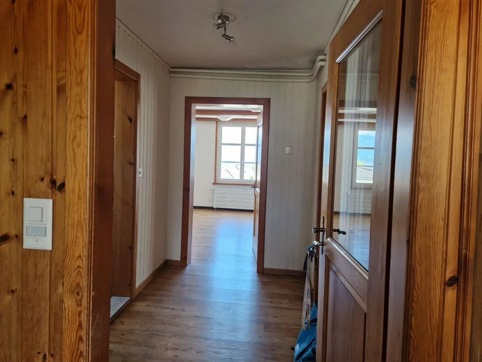 Helle, freundliche Wohnung in 3-Familienhaus