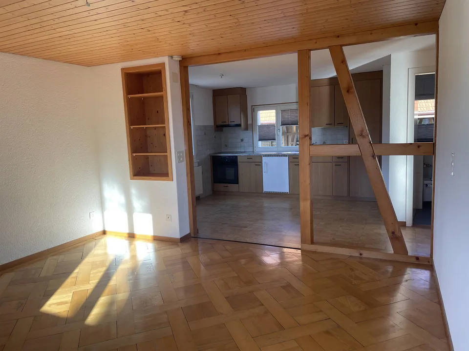 Geräumige 2 1/2 Zimmer Wohnung