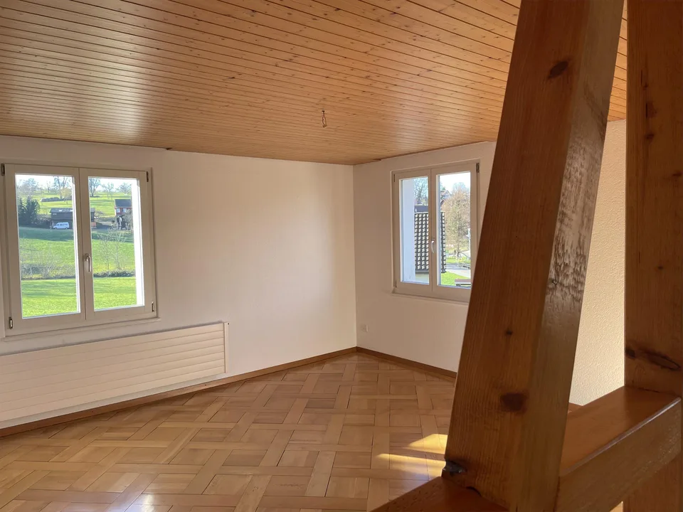 Geräumige 2 1/2 Zimmer Wohnung