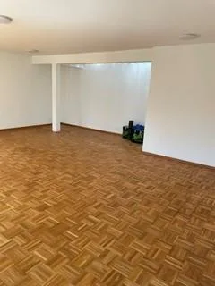 Helles Atelier an bester Lage in Fällanden zu vermieten