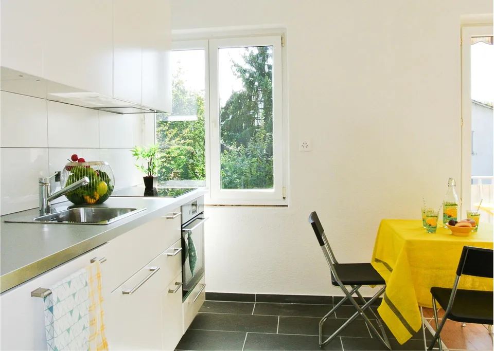 Helle 3.5-Zimmer-Wohnung mit Balkon befristet bis 30. September 2027
