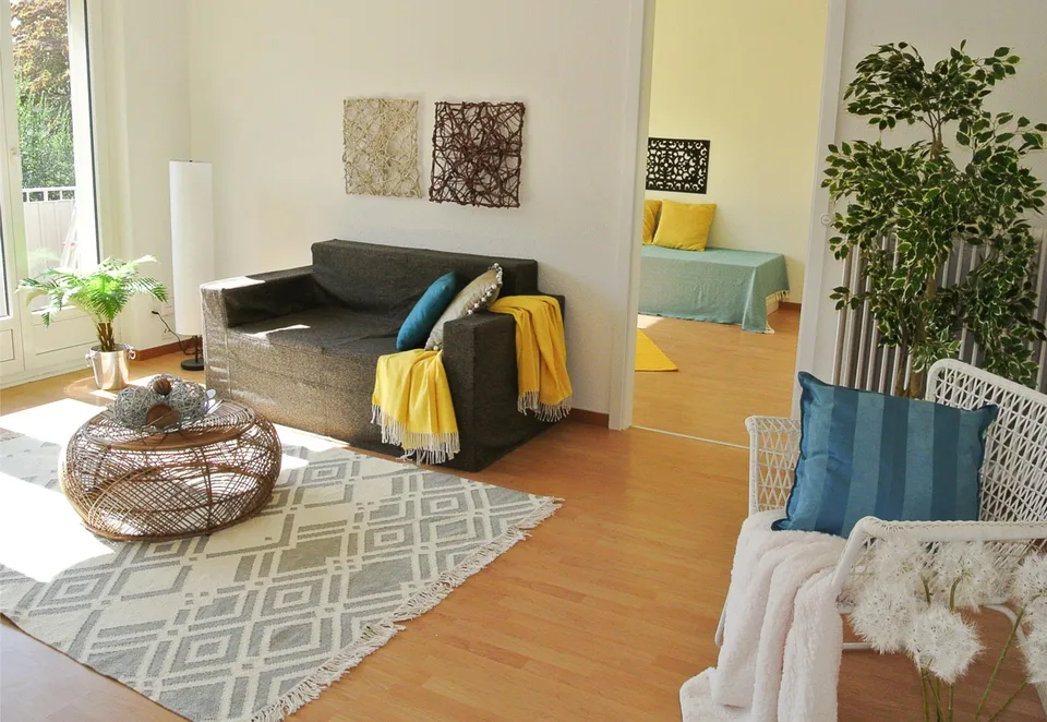 Helle 3.5-Zimmer-Wohnung mit Balkon befristet bis 30. September 2027
