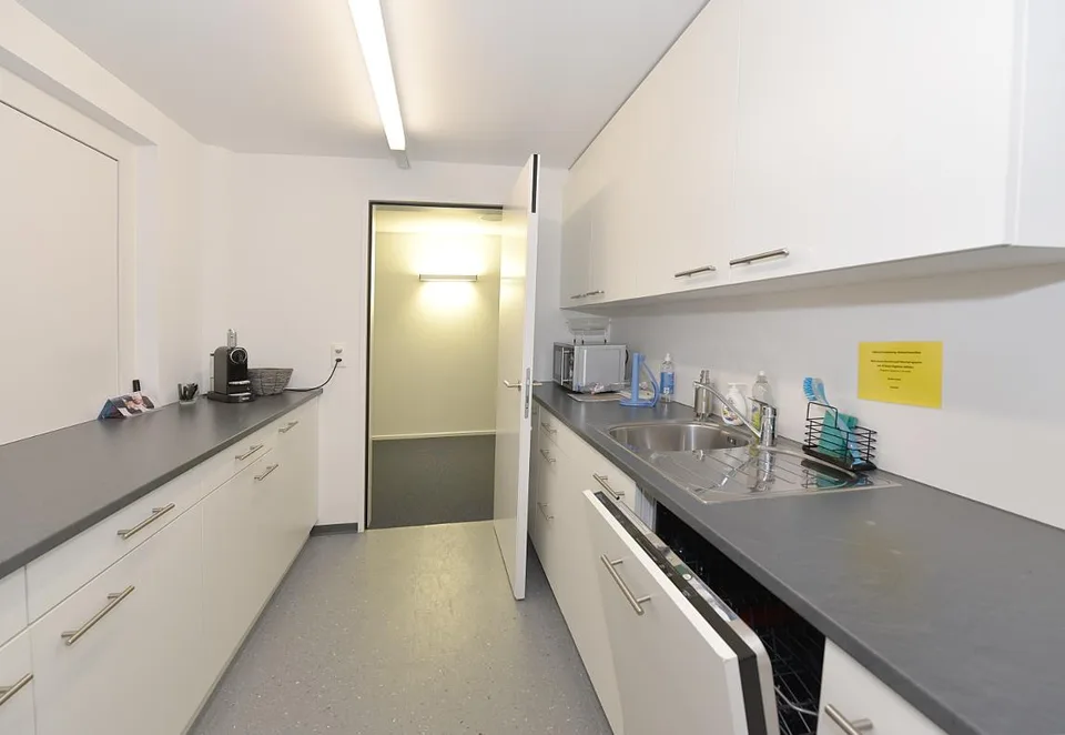 Büro- und Gewerberäume mit Schulungsraum, Coworking – photo 8 of 8