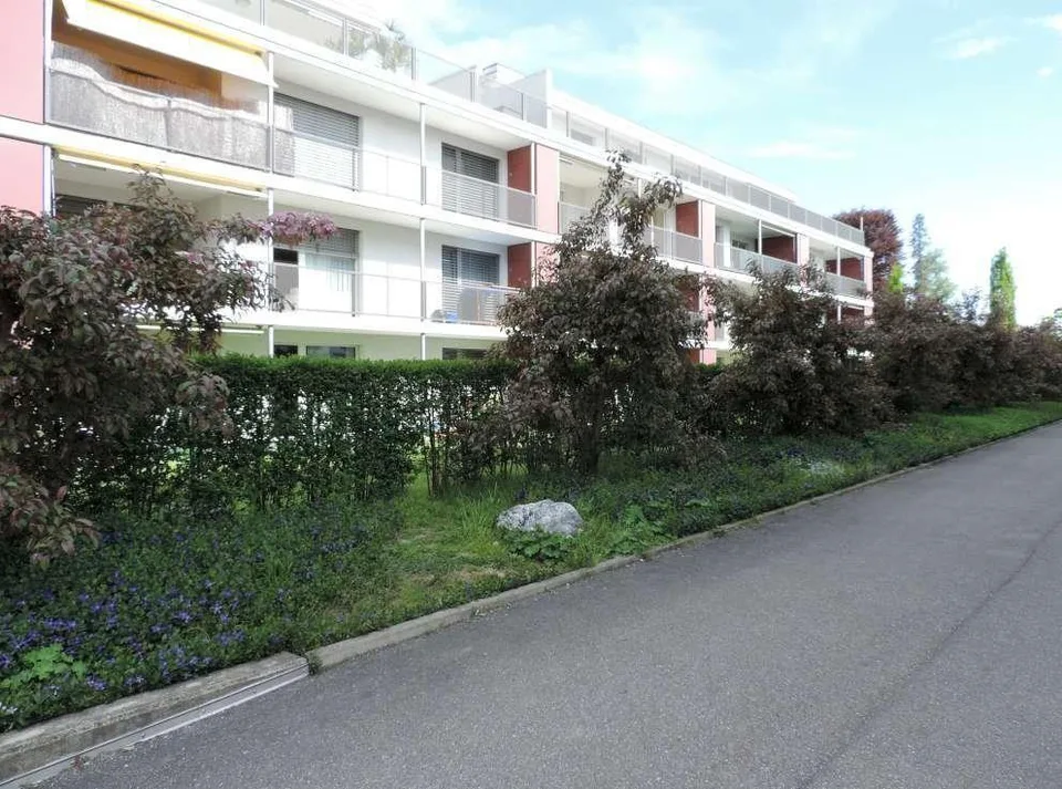 Grosszügige, moderne Wohnung am Parkweg in Rothrist!