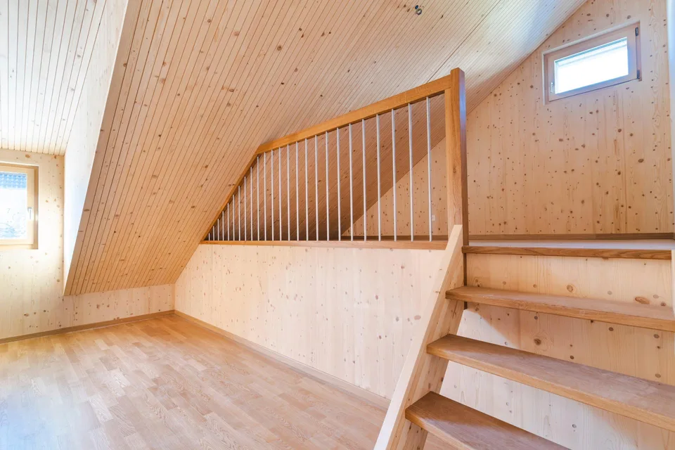Heimelige 2.5 Zimmer Dachgeschosswohnung zu vermieten