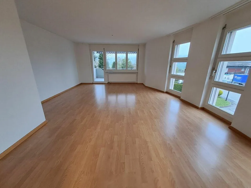 Gemütliche 4.5-Zimmerwohnung an ruhiger Lage!