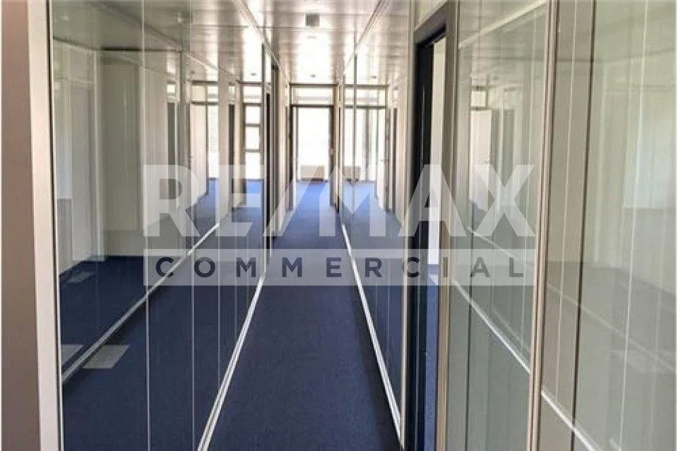 In affitto: Ampi uffici moderni e modulabili in posizione strategica