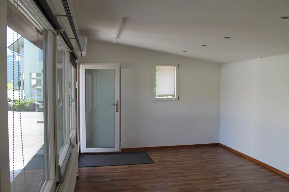 Startklar für Ihr Gewerbe - 169 m² an gut sichtbarer Lage in Gwatt