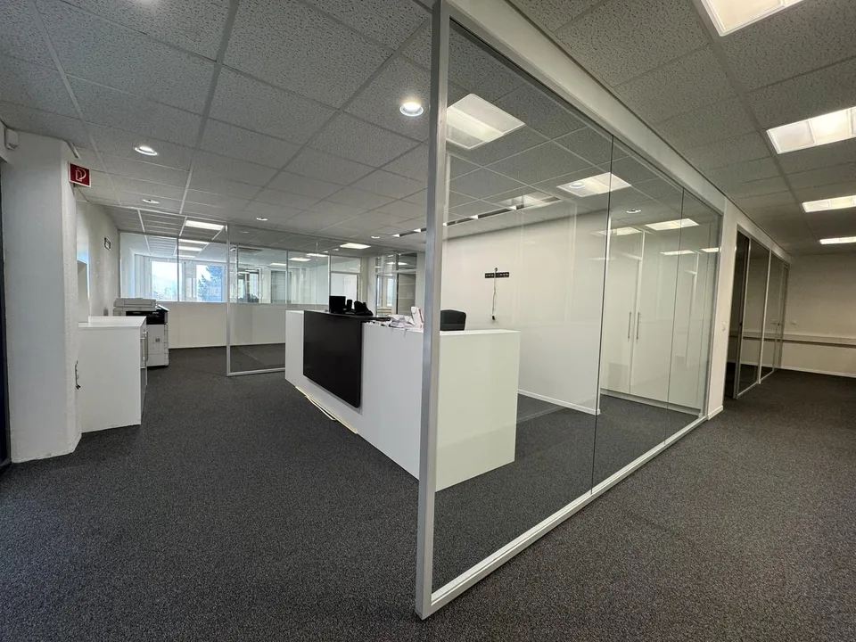 Bureaux rénovés clés en main  Disponibles immédiatement
