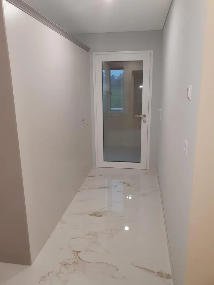 Zu vermieten 3 Zimmer Bijoux