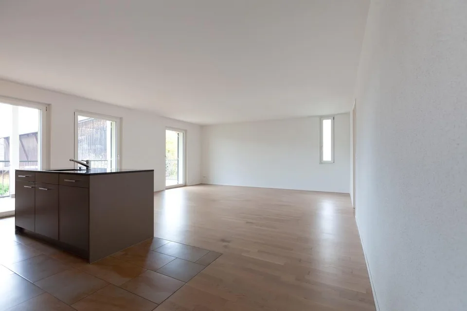 schöne und helle 4.5 Zimmer Wohnung