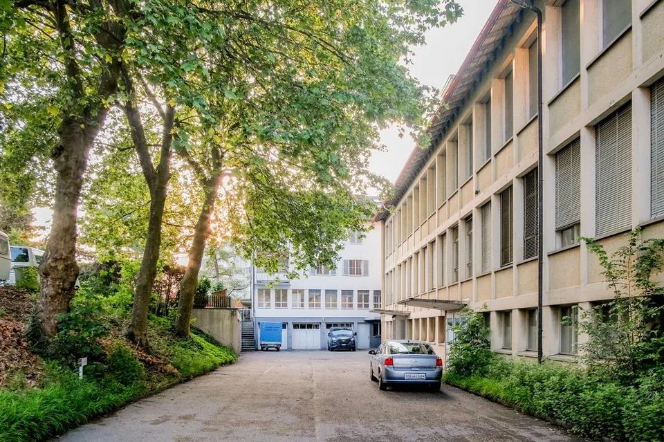 Aussenparkplatz zu vermieten