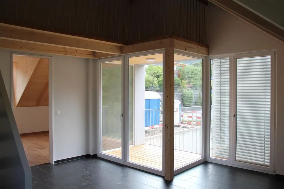 helle 3,5 Zimmer-Wohnung - ländlich gelegen - guter OEV Anschluss!