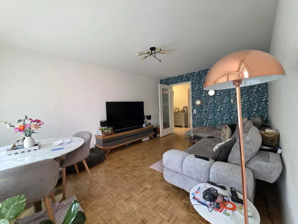 Appartamento di 3 camere con area di seduta spaziosa