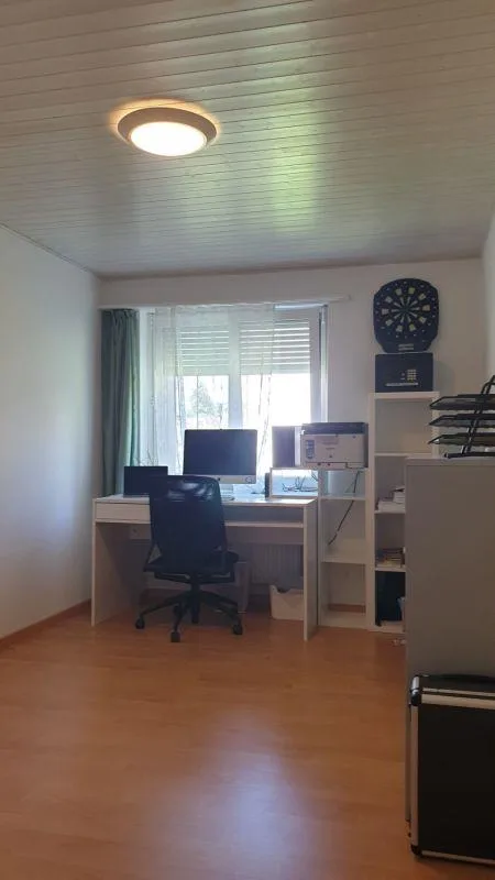 Schöne geräumige 3.5-Zimmerwohnung mit einer grossen Terrasse